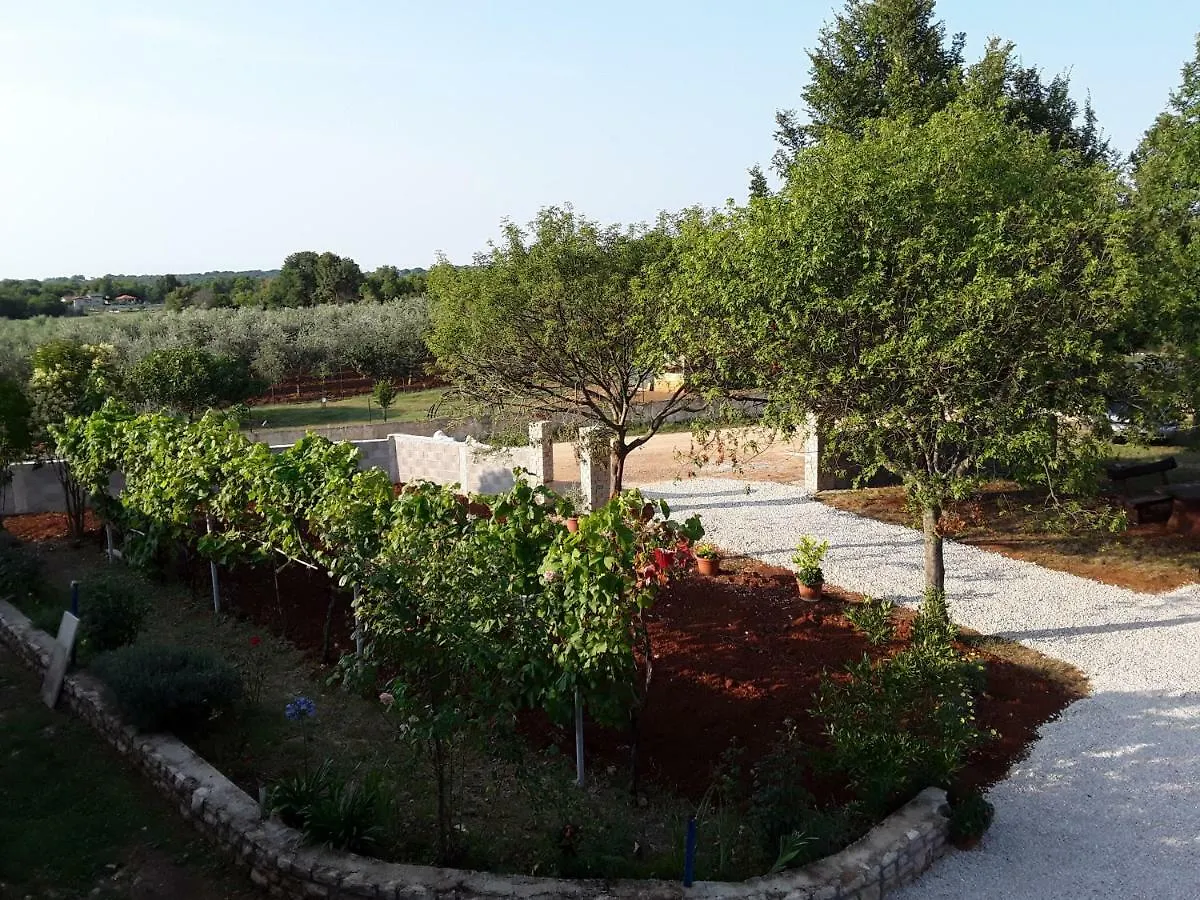 Apartment And Rooms Hacienda Stelio Porec 0*,  Croatia