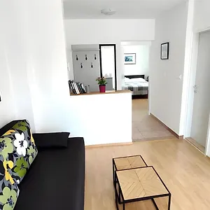  Apartment Amelie